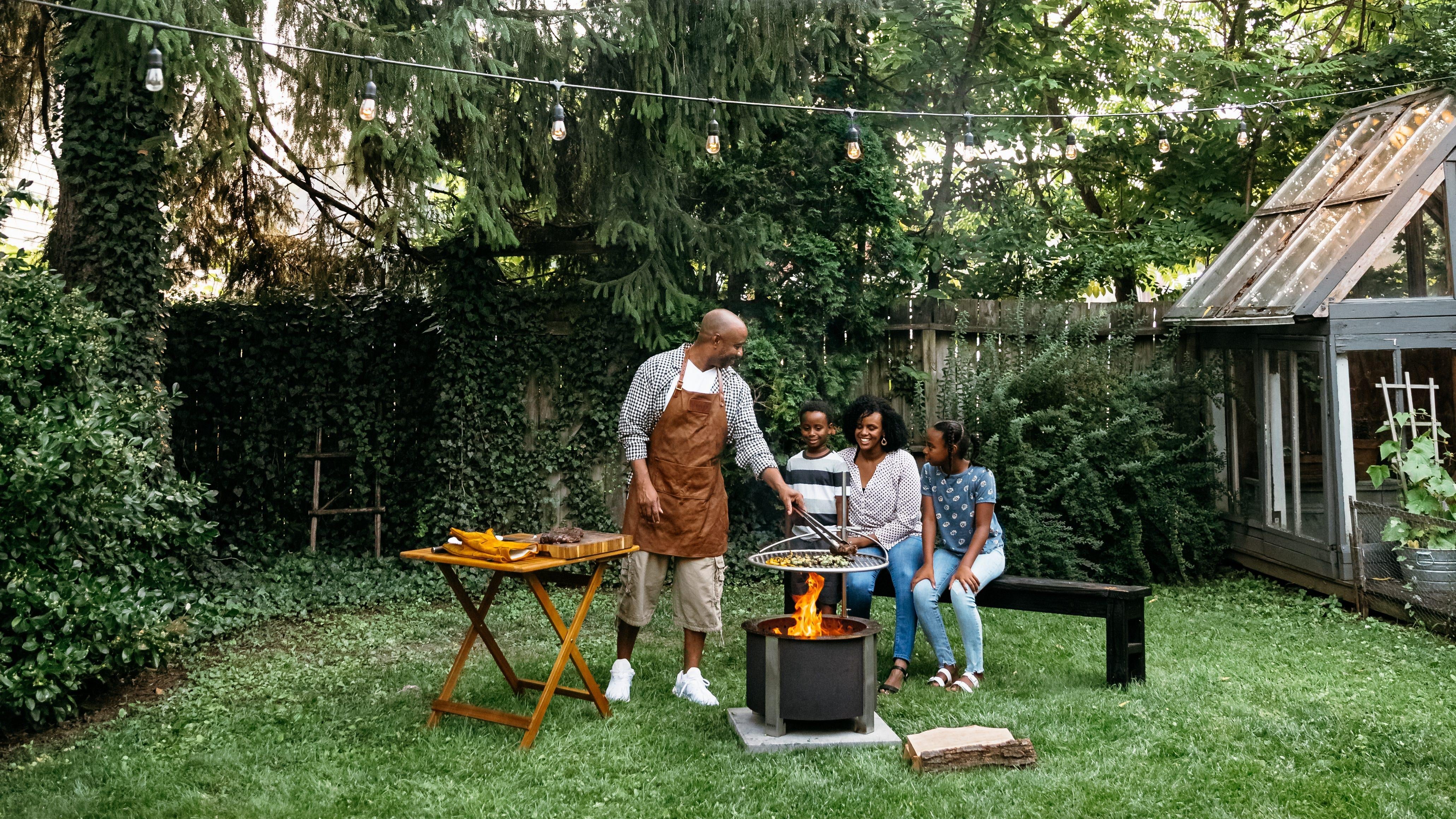 Breeo Smokeless Fire Pit Staycation around the x19 firepit