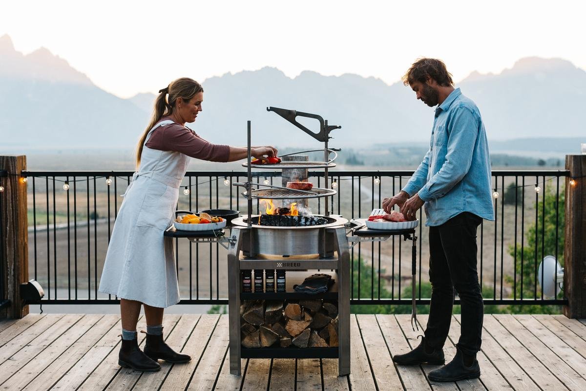 Meet the New Breeo Live-Fire Grill: Taking Live-Fire Cooking to New Heights.