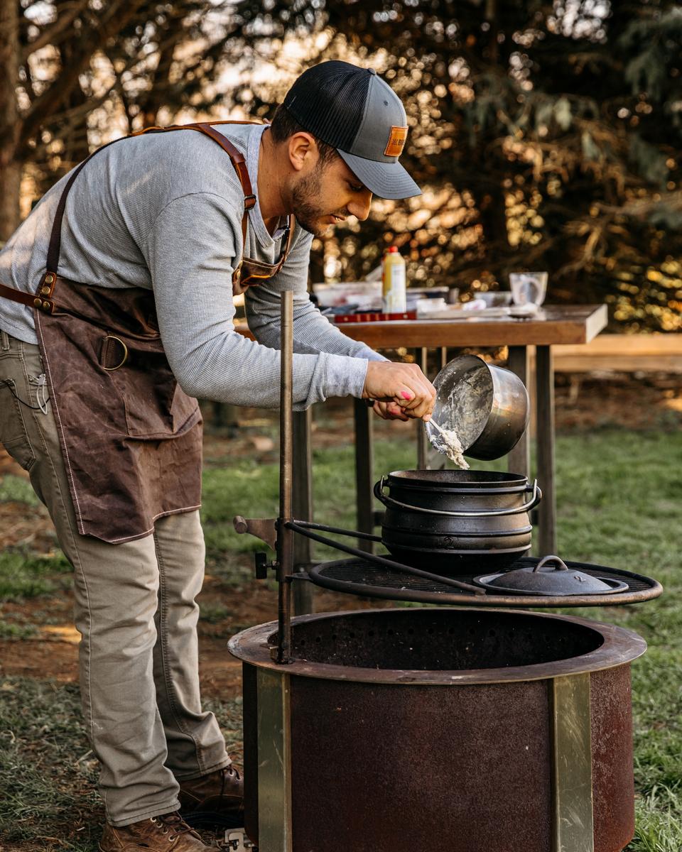 Breeo Cast Iron Kettle