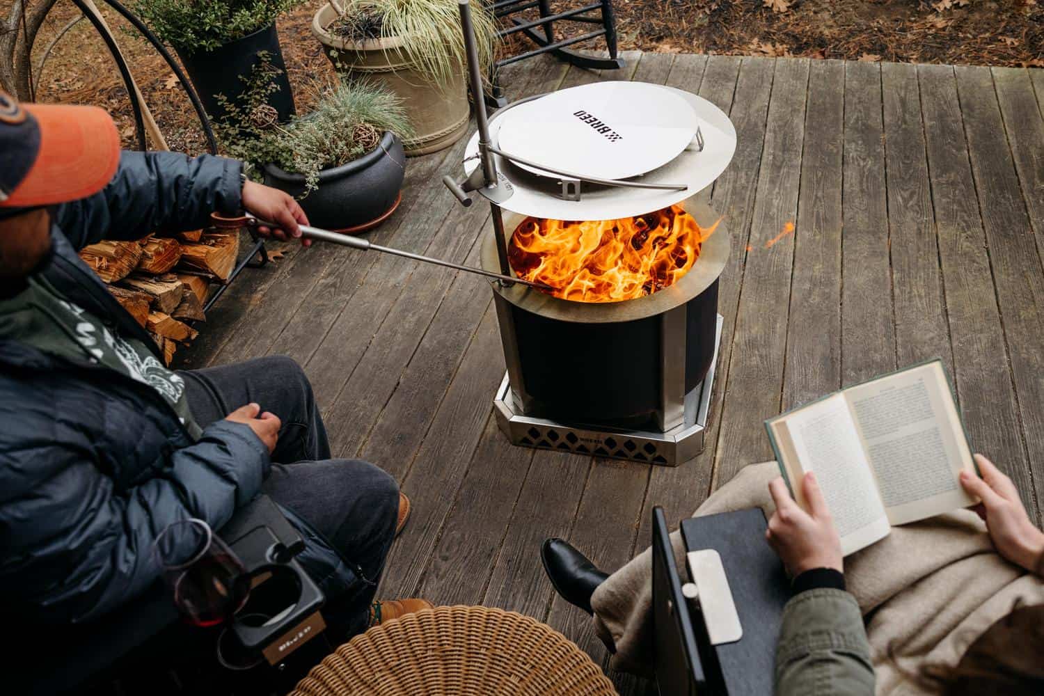 An image of the Outpost Heat Deflector on an X19 firepit