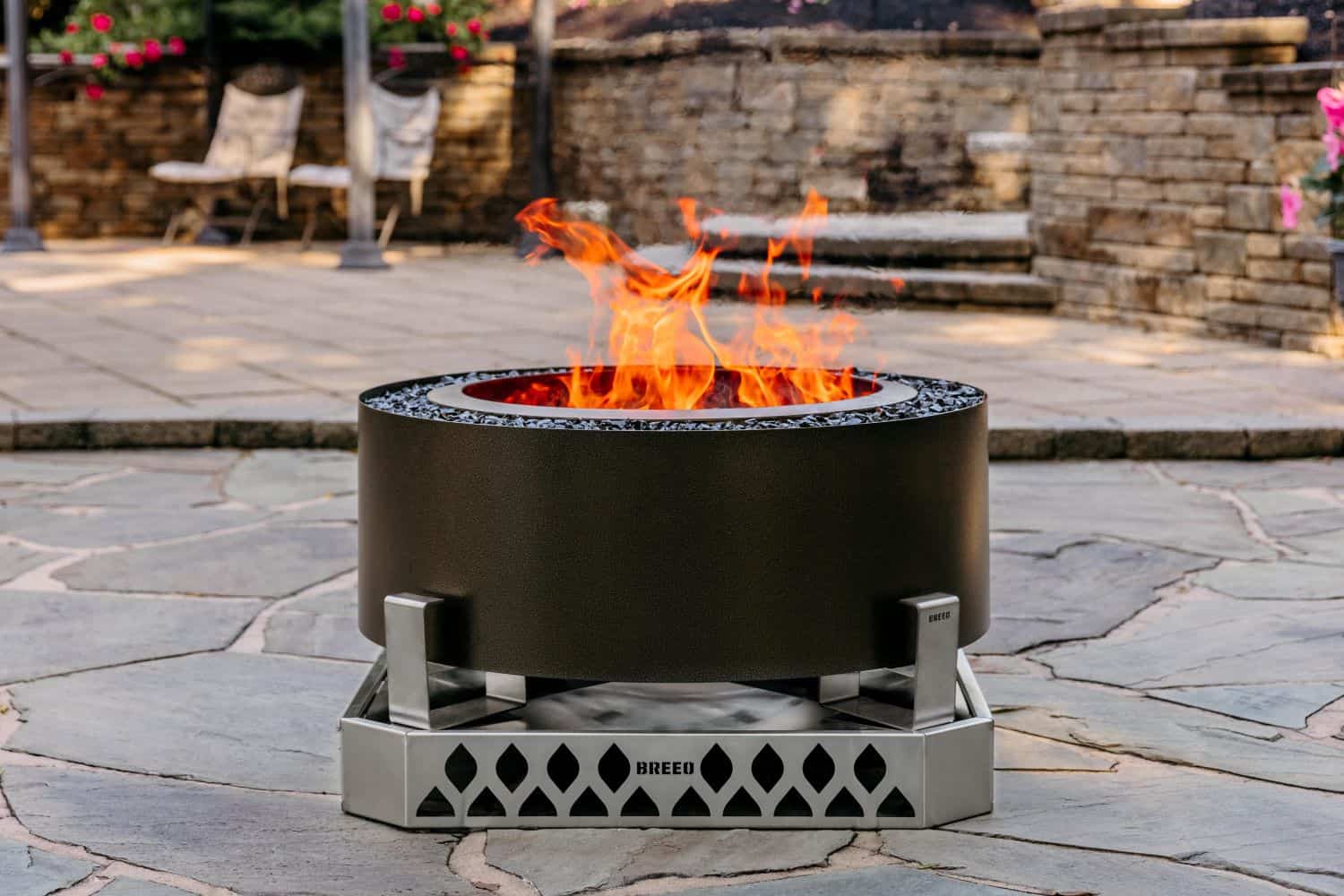 A Breeo Base used for a Luxeve Fire pit