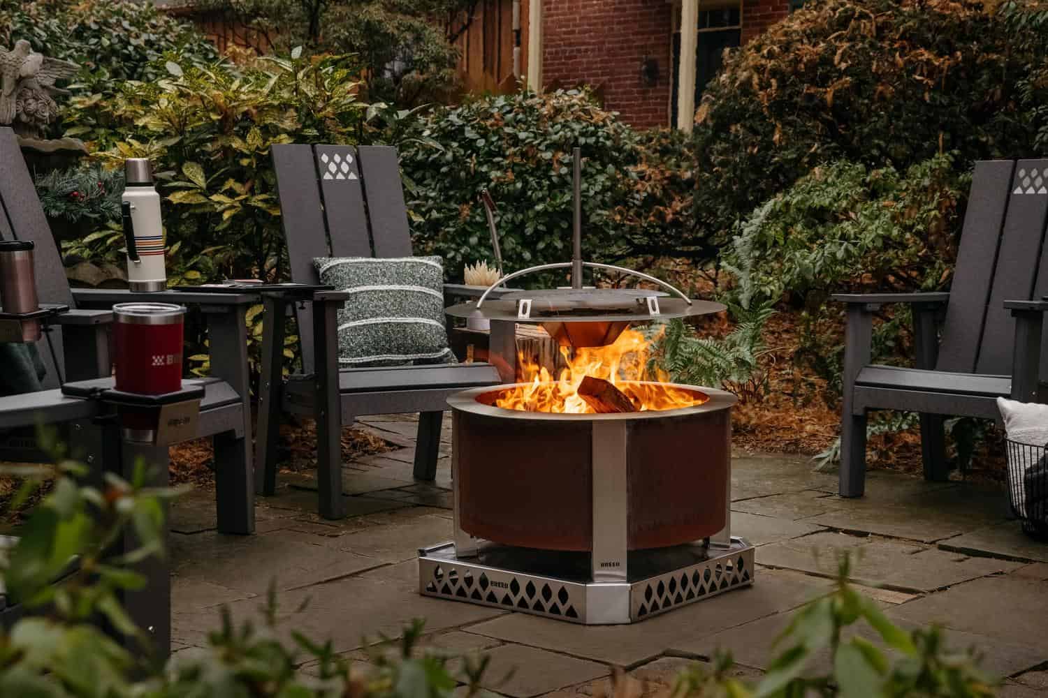 Heat Deflector 24 on an X24 firepit with Breeo Chairs