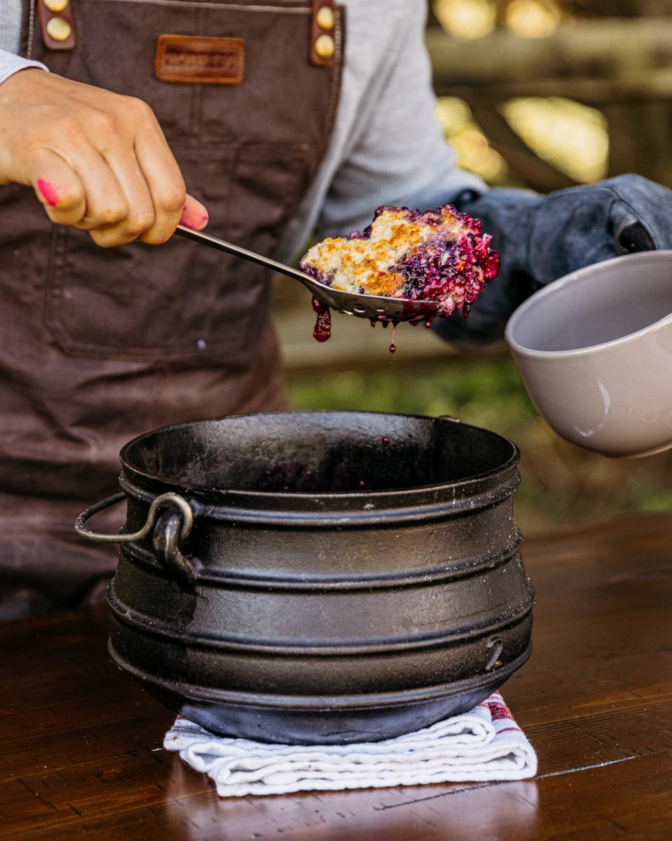 Breeo Cast Iron Kettle