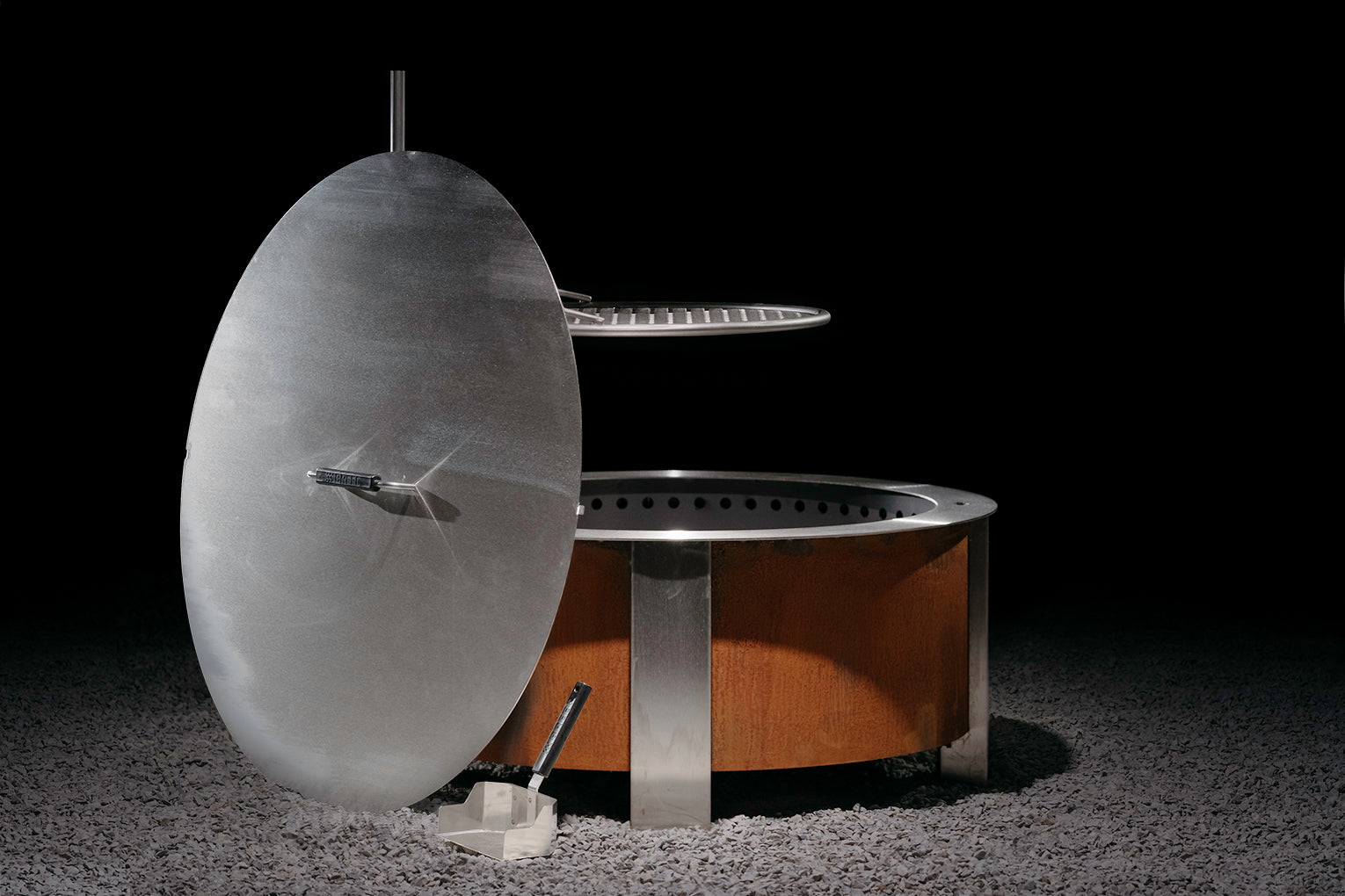 Breeo X Series 30 Smokeless Fire Pit with Outpost Grill